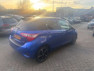 Voertuigafbeelding 4