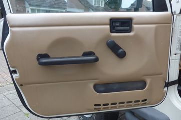 Voertuigafbeelding 8