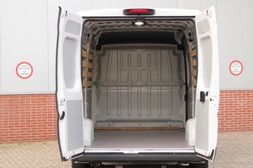 Voertuigafbeelding 9