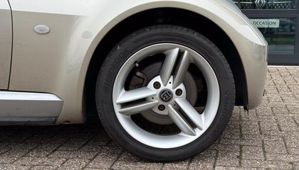 Voertuigafbeelding 12