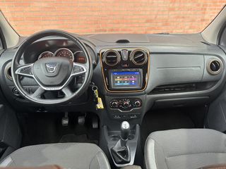 Voertuigafbeelding 7