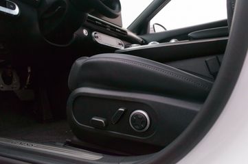 Voertuigafbeelding 11