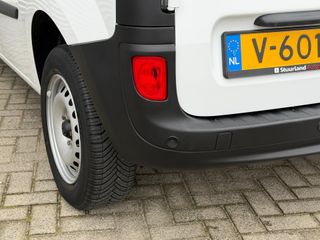 Voertuigafbeelding 6