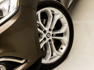 Voertuigafbeelding 12