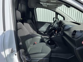 Voertuigafbeelding 18