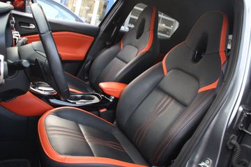 Voertuigafbeelding 6