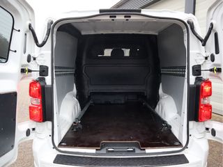 Voertuigafbeelding 23