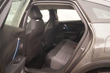 Voertuigafbeelding 7