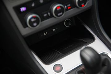 Voertuigafbeelding 26