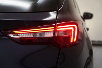 Voertuigafbeelding 32