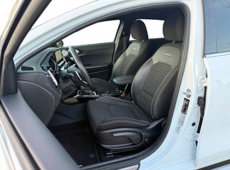 Voertuigafbeelding 11