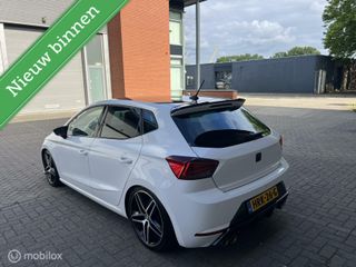 Voertuigafbeelding 3