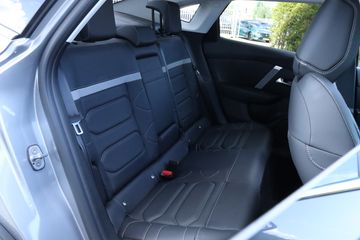 Voertuigafbeelding 19