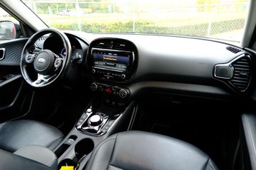 Voertuigafbeelding 4