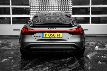 Voertuigafbeelding 4