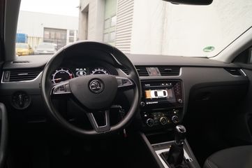 Voertuigafbeelding 10