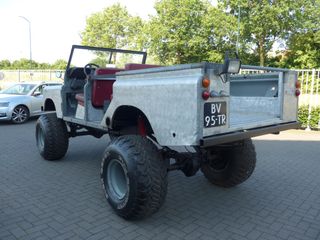 Voertuigafbeelding 4