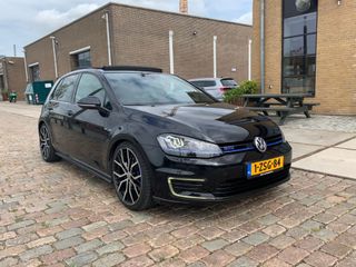 Volkswagen Golf - 1-ZSG-84 - Polisa Lease