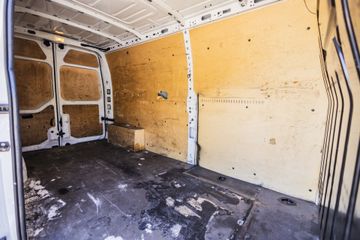 Voertuigafbeelding 16