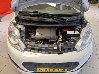 Voertuigafbeelding 8