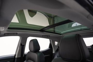 Voertuigafbeelding 4