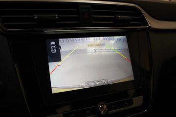 Voertuigafbeelding 6