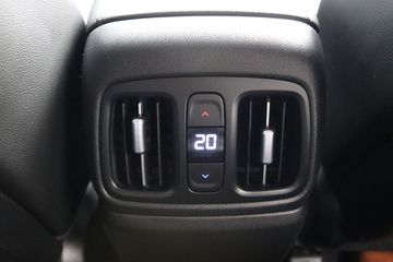 Voertuigafbeelding 36