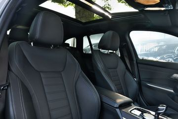 Voertuigafbeelding 16