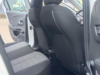 Voertuigafbeelding 24