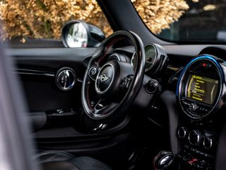 Voertuigafbeelding 17