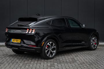 Voertuigafbeelding 1