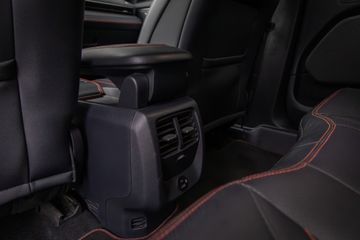 Voertuigafbeelding 10