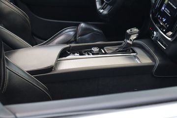 Voertuigafbeelding 44