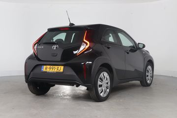 Voertuigafbeelding 9