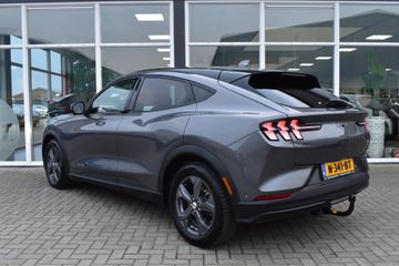 Voertuigafbeelding 3