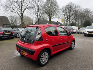 Voertuigafbeelding 10