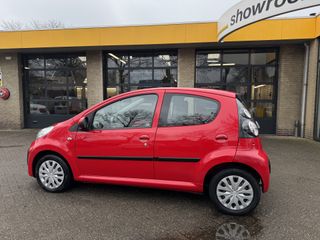 Voertuigafbeelding 12