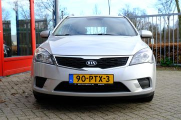 Voertuigafbeelding 6