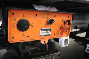 Voertuigafbeelding 13