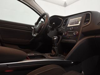 Voertuigafbeelding 10