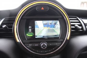 Voertuigafbeelding 16