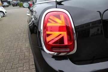 Voertuigafbeelding 24