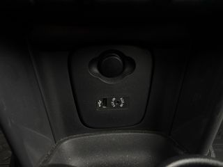 Voertuigafbeelding 26