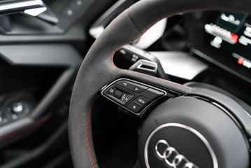 Voertuigafbeelding 18