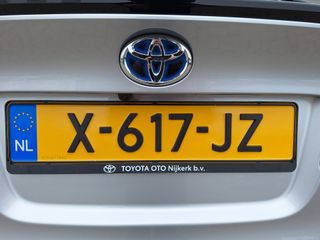 Voertuigafbeelding 8