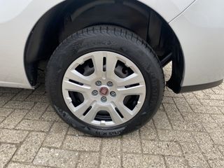 Voertuigafbeelding 34