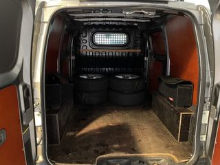 Voertuigafbeelding 4