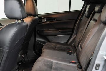 Voertuigafbeelding 35