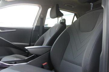 Voertuigafbeelding 12