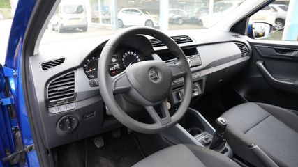 Voertuigafbeelding 4